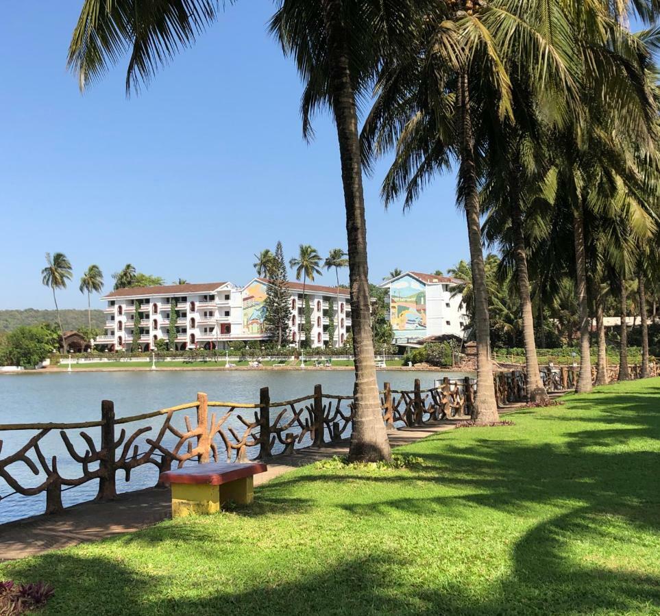 Resorte Marinha Dourada Arpora Exterior photo